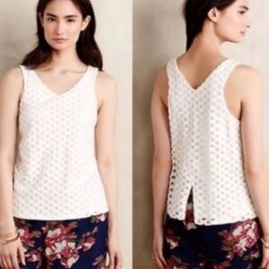 (BOGO FREE) Anthropologie Sunday in Brooklyn white eyelet top blouse Sz Medium